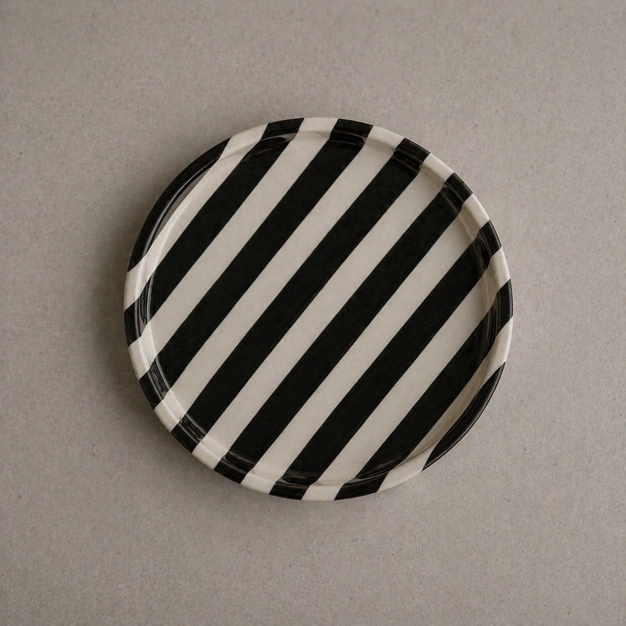 Noir Striped Dish