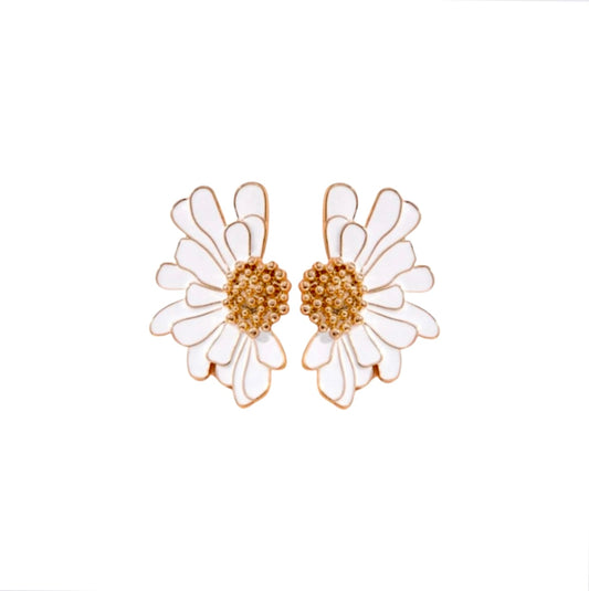 DAISY EARRINGS | WHITE